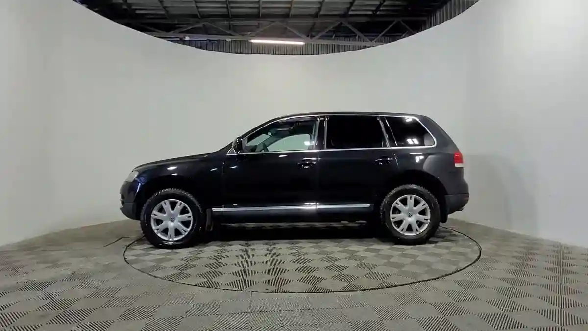 Volkswagen Touareg 2006 года за 3 490 000 тг. в Алматы
