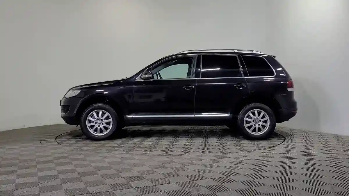 Volkswagen Touareg 2007 года за 5 730 000 тг. в Алматы