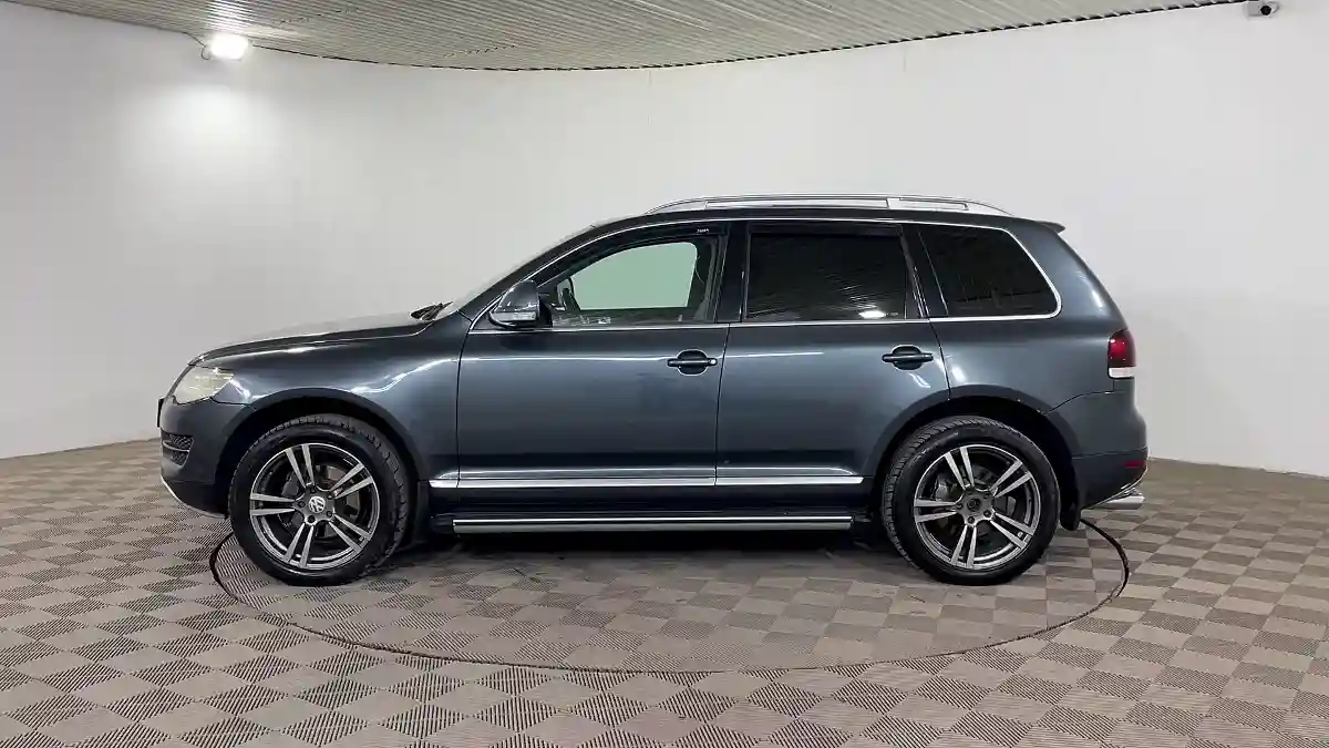 Volkswagen Touareg 2007 года за 6 790 000 тг. в Шымкент