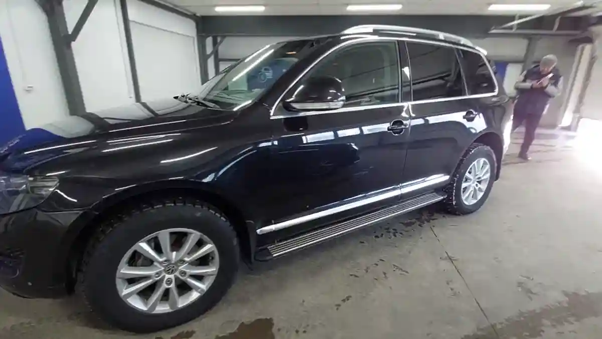 Volkswagen Touareg 2007 года за 6 500 000 тг. в Астана