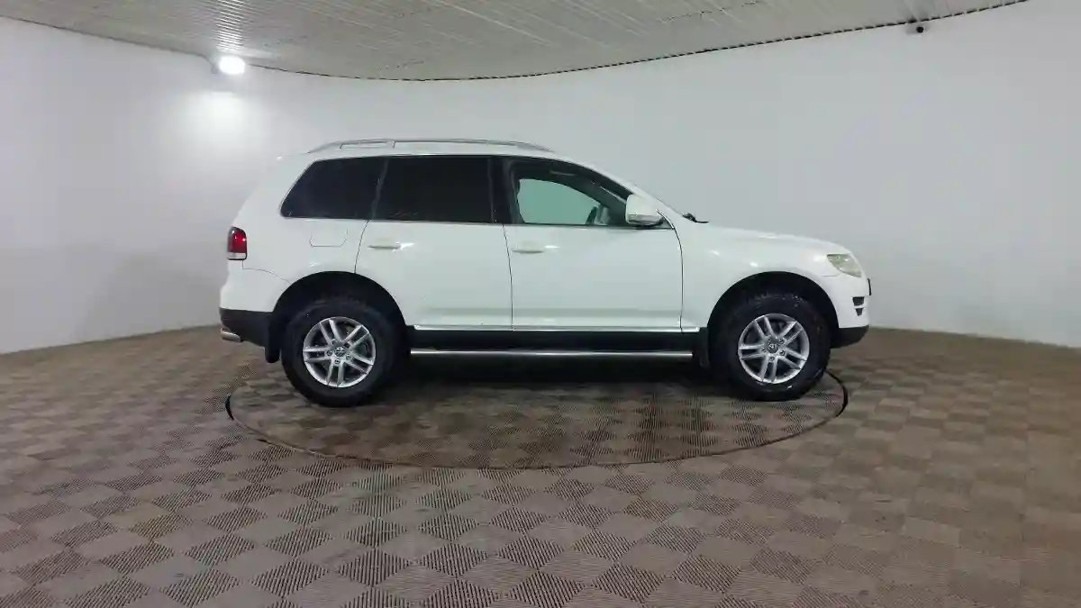 Volkswagen Touareg 2007 года за 6 990 000 тг. в Шымкент