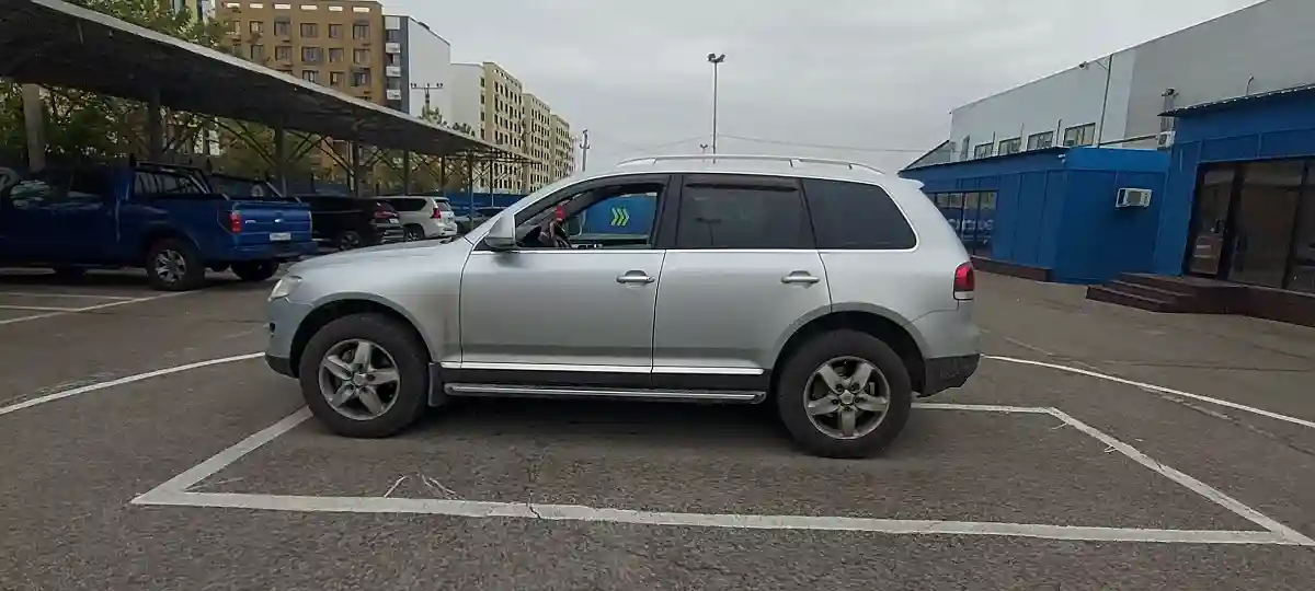 Volkswagen Touareg 2008 года за 5 500 000 тг. в Алматы