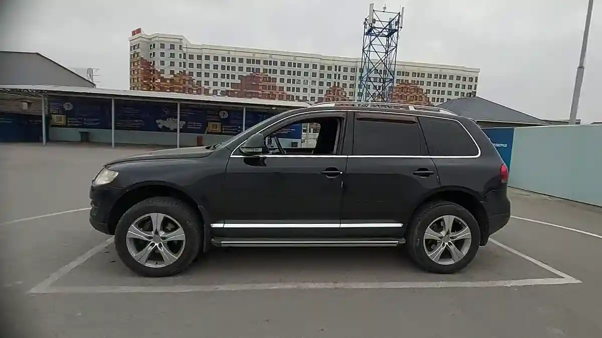 Volkswagen Touareg 2007 года за 6 500 000 тг. в Шымкент