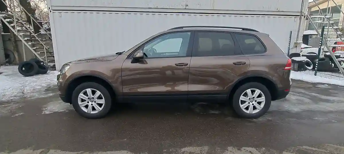 Volkswagen Touareg 2013 года за 10 000 000 тг. в Алматы