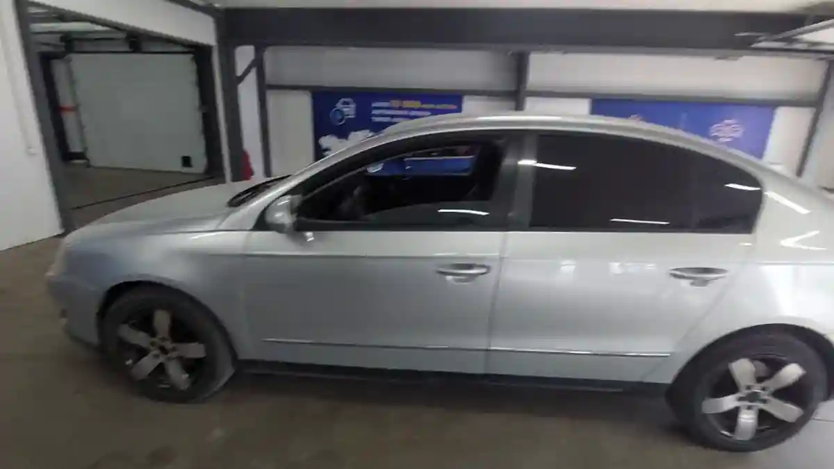 Volkswagen Passat 2006 года за 3 400 000 тг. в Астана