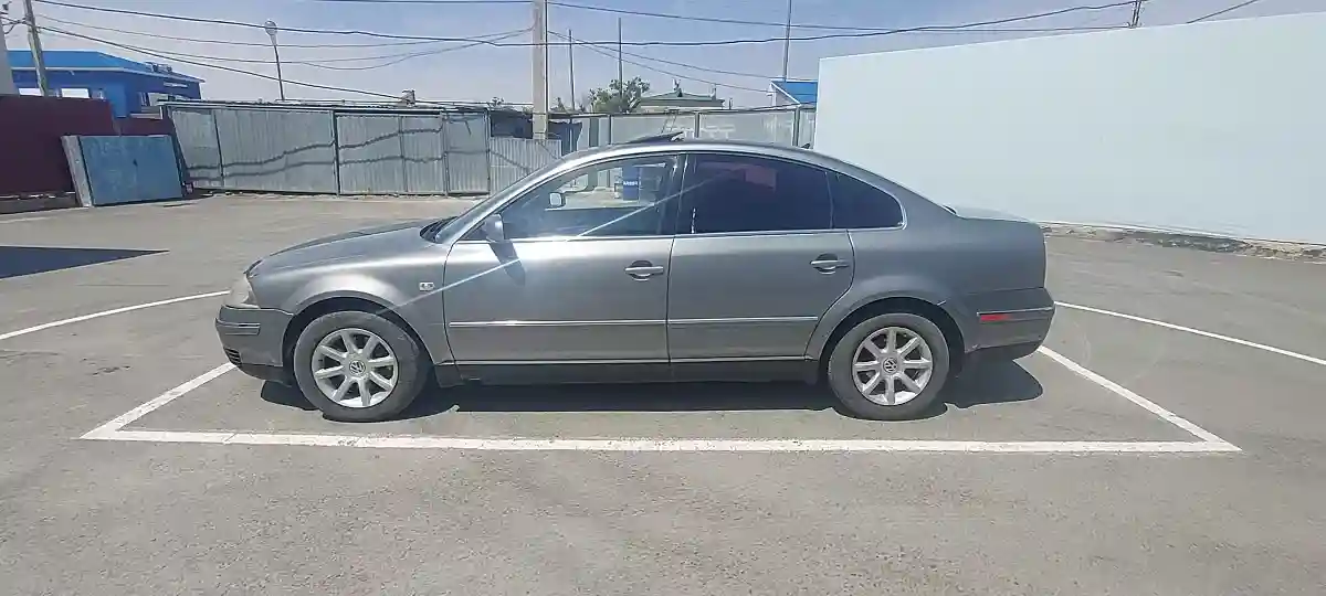 Volkswagen Passat 2003 года за 2 500 000 тг. в Атырау