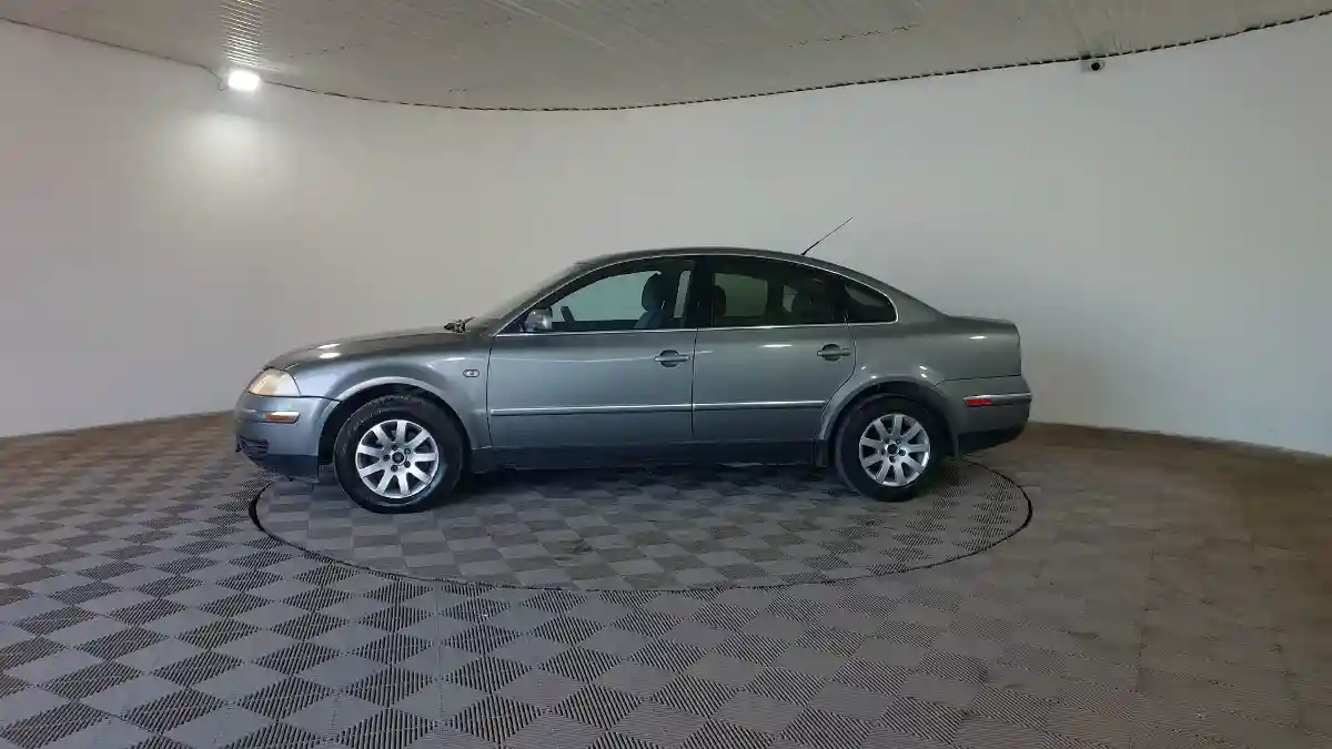 Volkswagen Passat 2002 года за 1 490 000 тг. в Шымкент