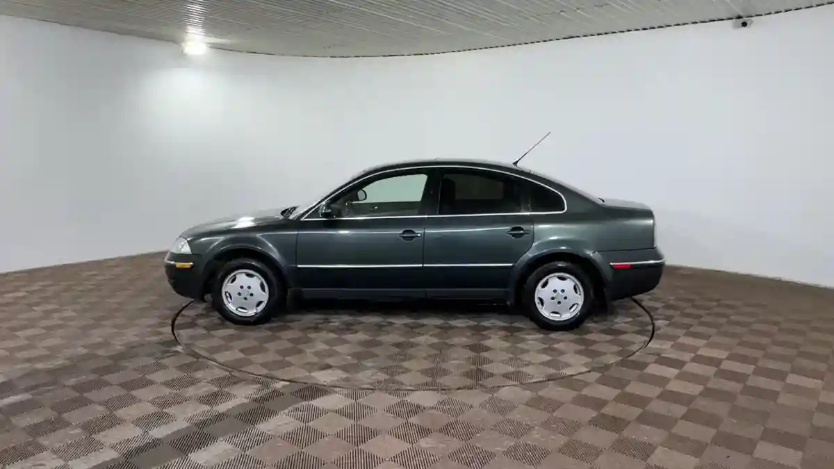 Volkswagen Passat 2004 года за 2 190 000 тг. в Шымкент