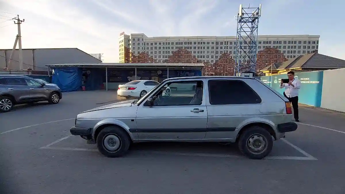 Volkswagen Golf 1990 года за 400 000 тг. в Шымкент