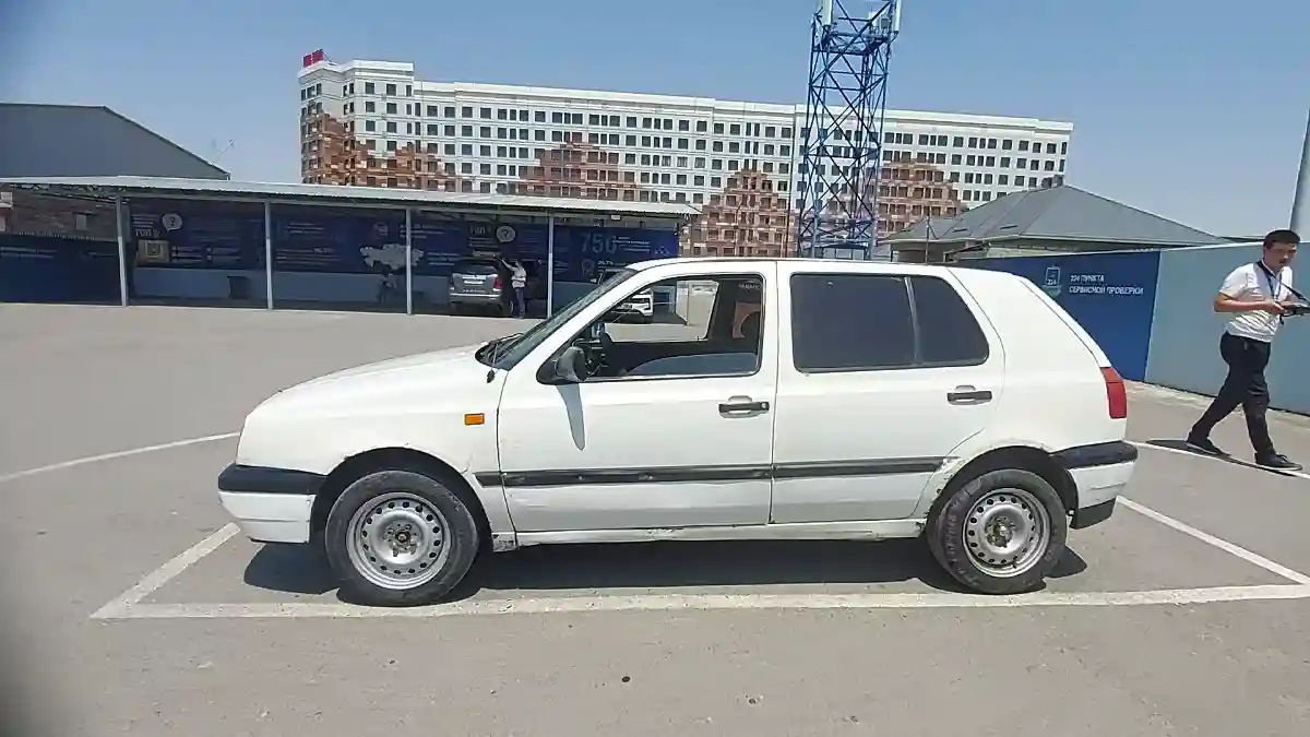 Volkswagen Golf 1992 года за 800 000 тг. в Шымкент