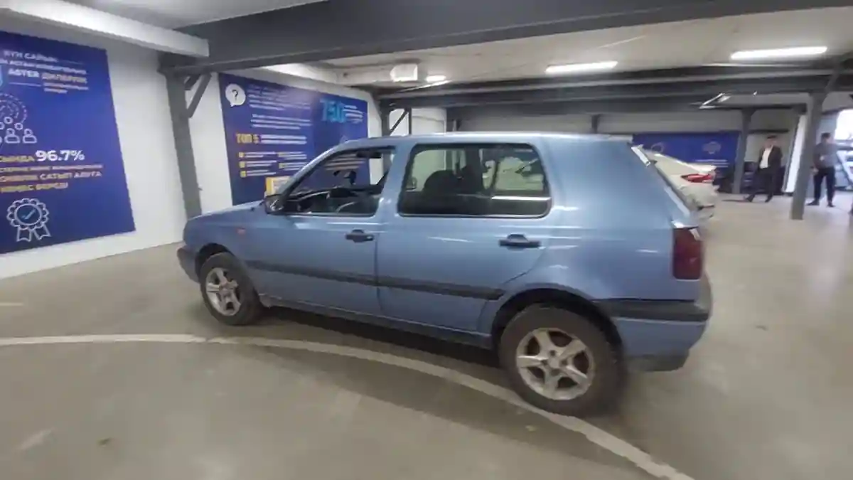 Volkswagen Golf 1992 года за 1 800 000 тг. в Астана