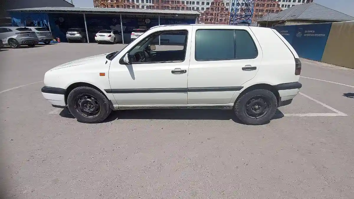 Volkswagen Golf 1993 года за 400 000 тг. в Шымкент