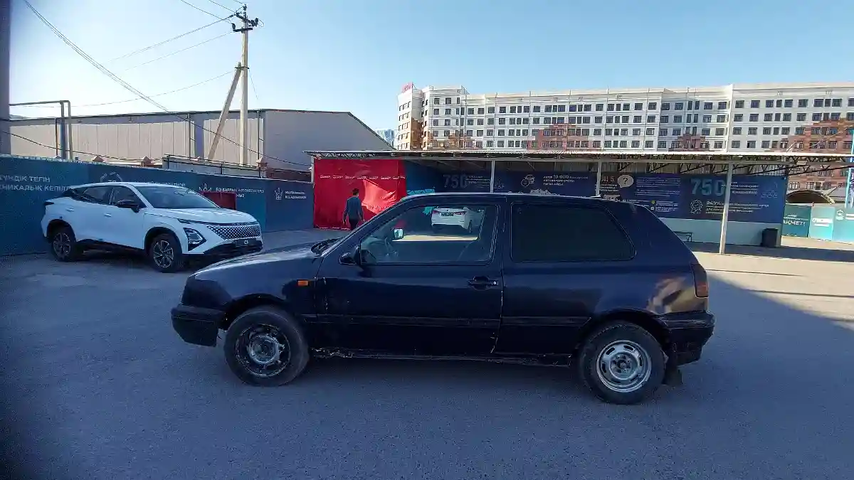 Volkswagen Golf 1993 года за 290 000 тг. в Шымкент