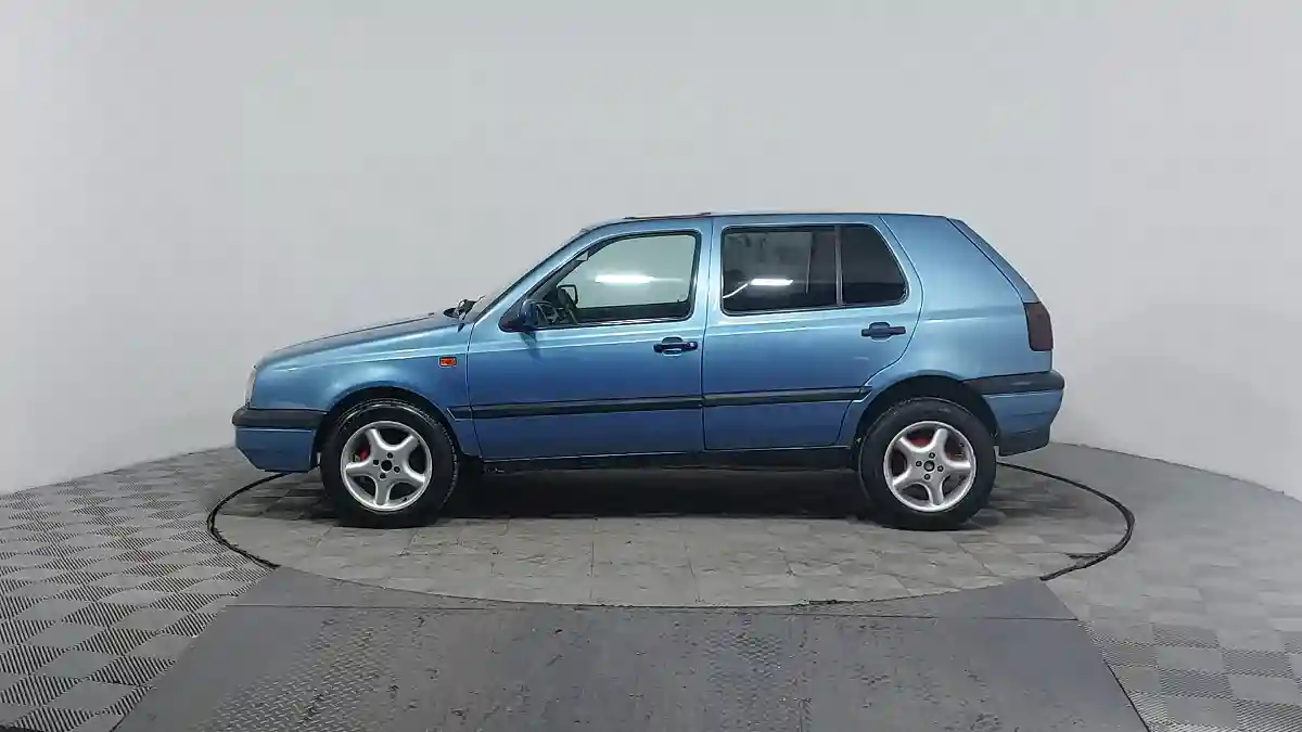 Volkswagen Golf 1992 года за 720 000 тг. в Астана