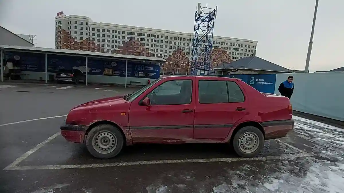 Volkswagen Vento 1992 года за 950 000 тг. в Шымкент