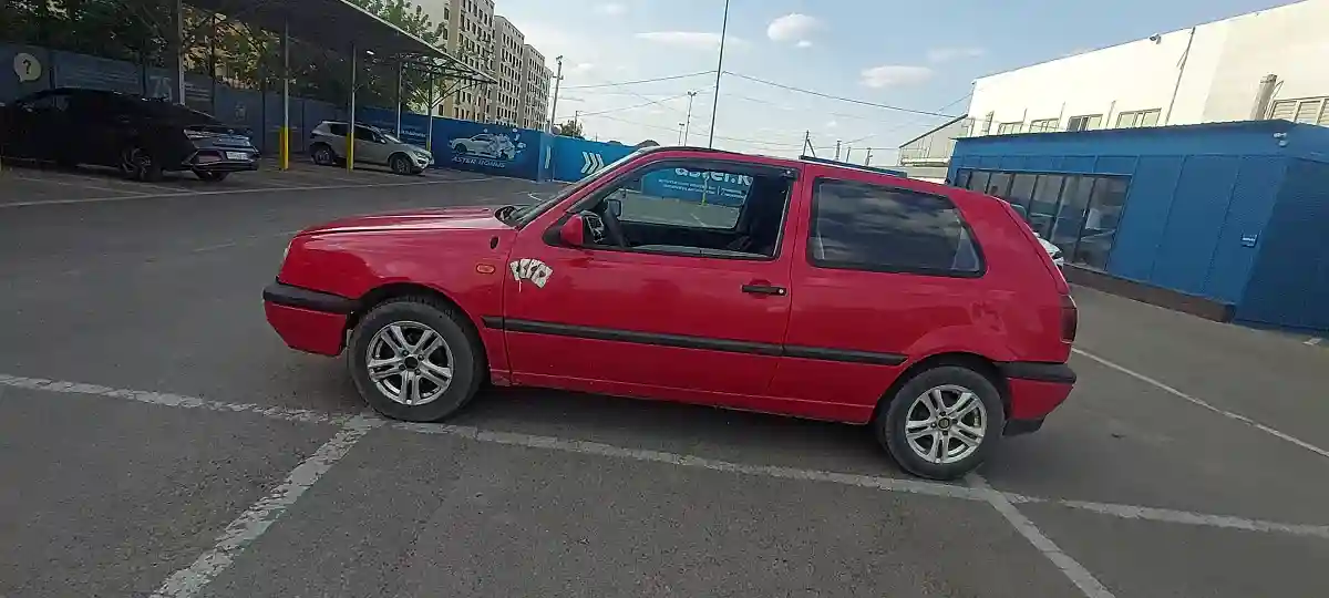Volkswagen Golf 1992 года за 500 000 тг. в Алматы