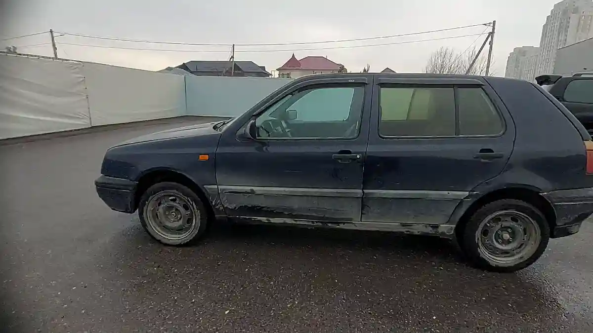 Volkswagen Golf 1993 года за 590 000 тг. в Шымкент