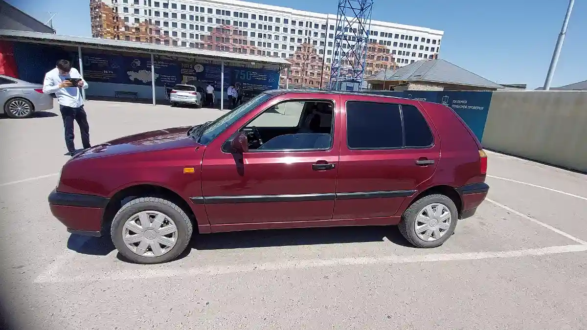 Volkswagen Golf 1993 года за 1 600 000 тг. в Шымкент