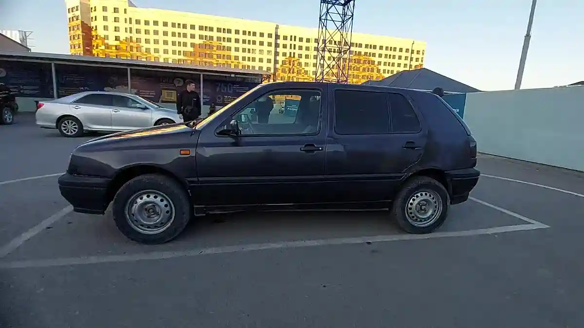 Volkswagen Golf 1993 года за 1 000 000 тг. в Шымкент