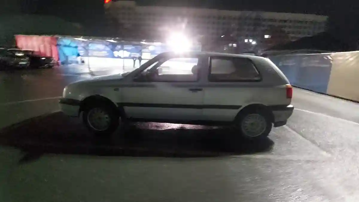 Volkswagen Golf 1993 года за 1 500 000 тг. в Шымкент