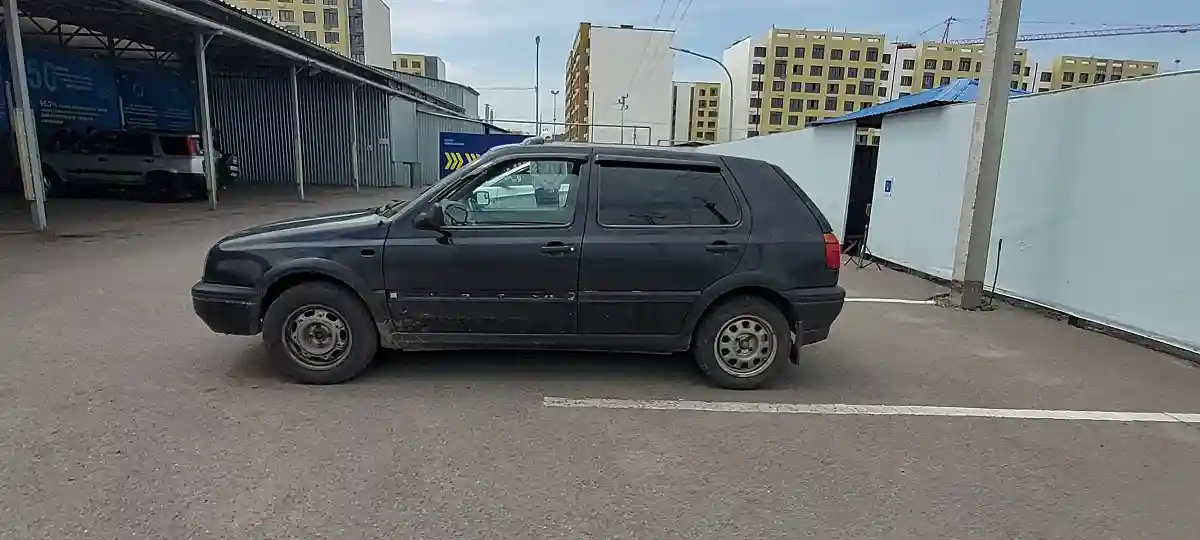 Volkswagen Golf 1993 года за 1 300 000 тг. в Алматы