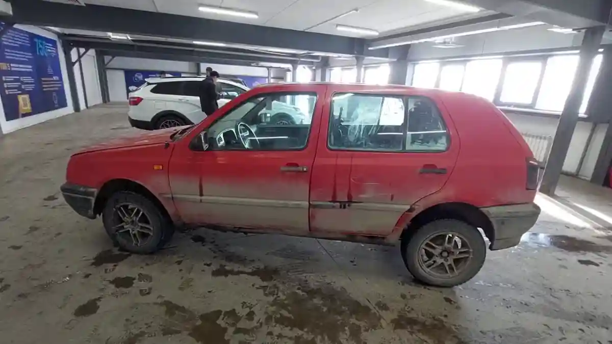 Volkswagen Golf 1993 года за 1 000 000 тг. в Астана