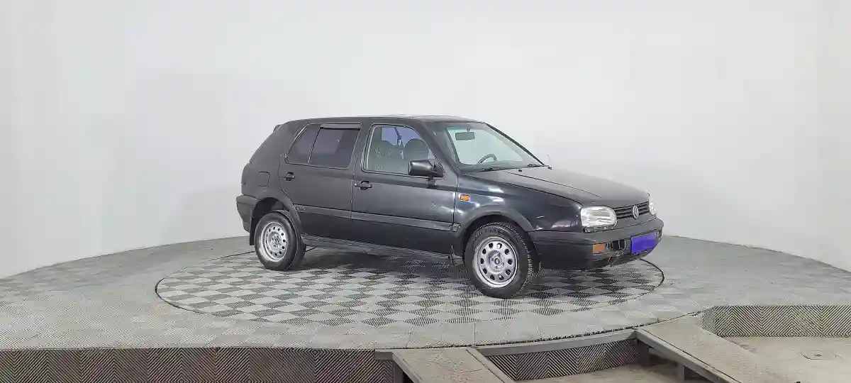 Volkswagen Golf 1993 года за 890 000 тг. в Караганда