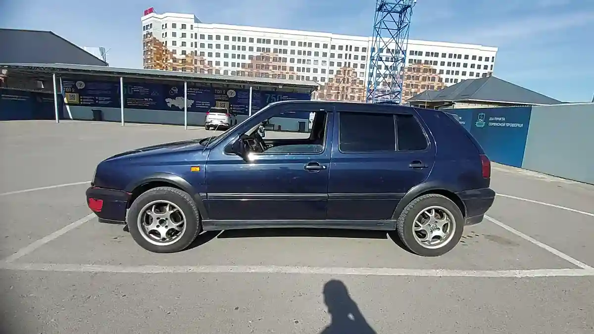 Volkswagen Golf 1994 года за 1 500 000 тг. в Шымкент