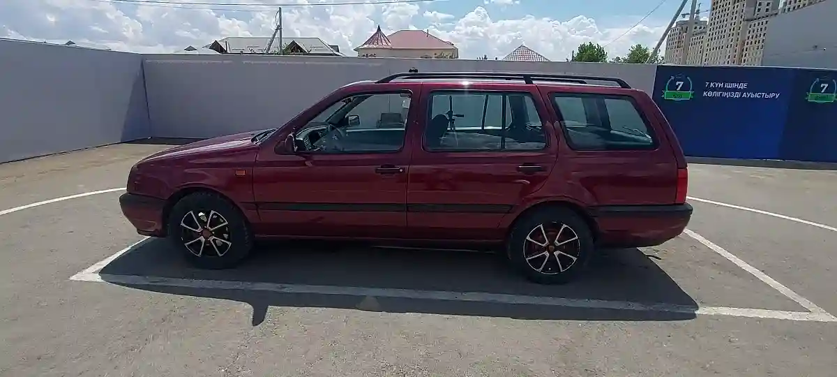 Volkswagen Golf 1994 года за 2 100 000 тг. в Шымкент