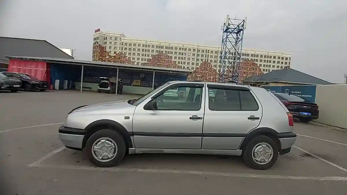 Volkswagen Golf 1994 года за 1 800 000 тг. в Шымкент