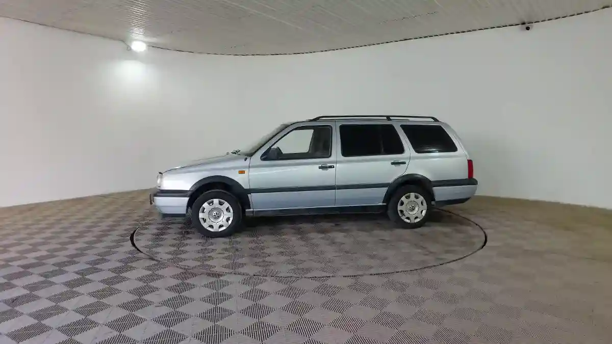 Volkswagen Golf 1994 года за 1 390 000 тг. в Шымкент