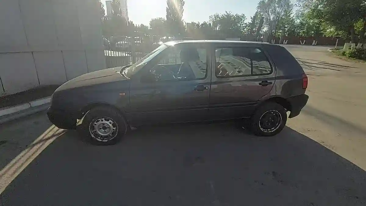Volkswagen Golf 1994 года за 1 600 000 тг. в Костанай