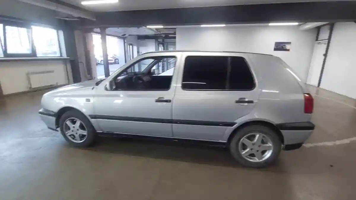 Volkswagen Golf 1995 года за 2 000 000 тг. в Астана