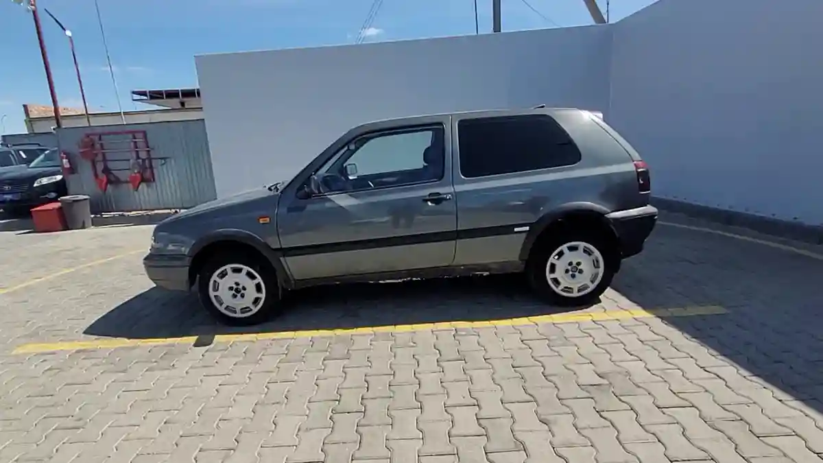 Volkswagen Golf 1994 года за 1 150 000 тг. в Кокшетау