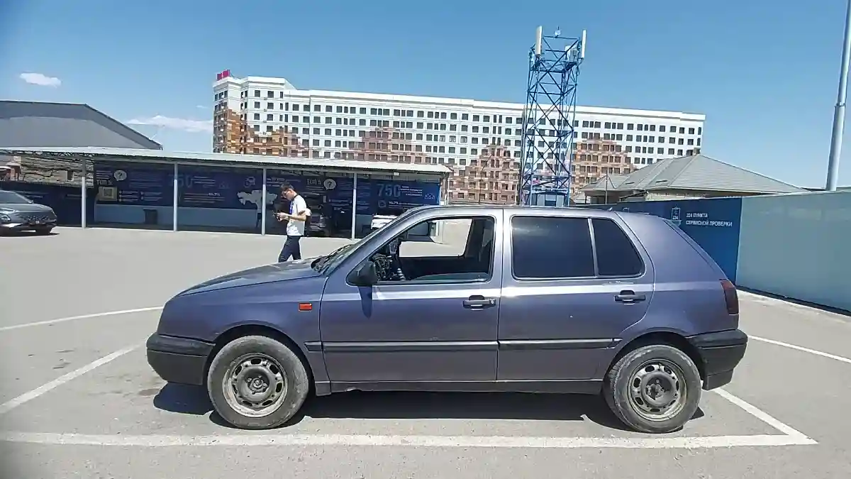 Volkswagen Golf 1994 года за 1 000 000 тг. в Шымкент