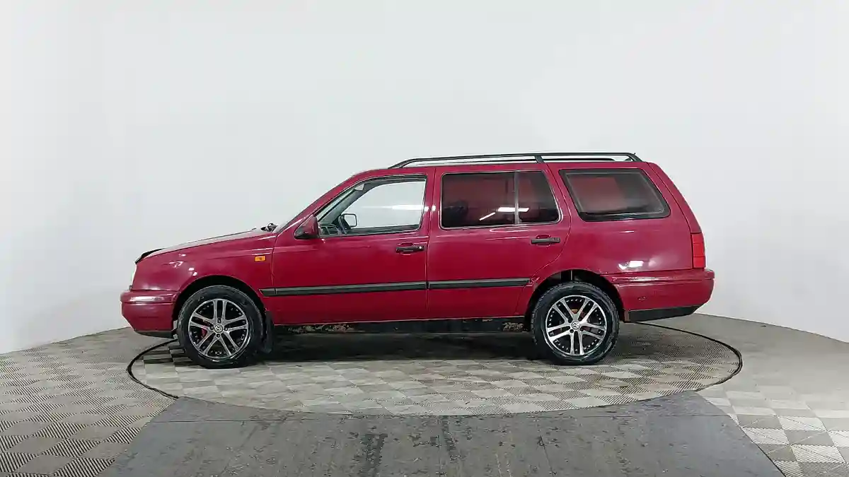 Volkswagen Golf 1995 года за 1 700 000 тг. в Астана