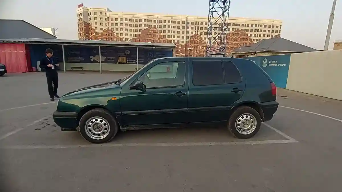 Volkswagen Golf 1995 года за 1 800 000 тг. в Шымкент