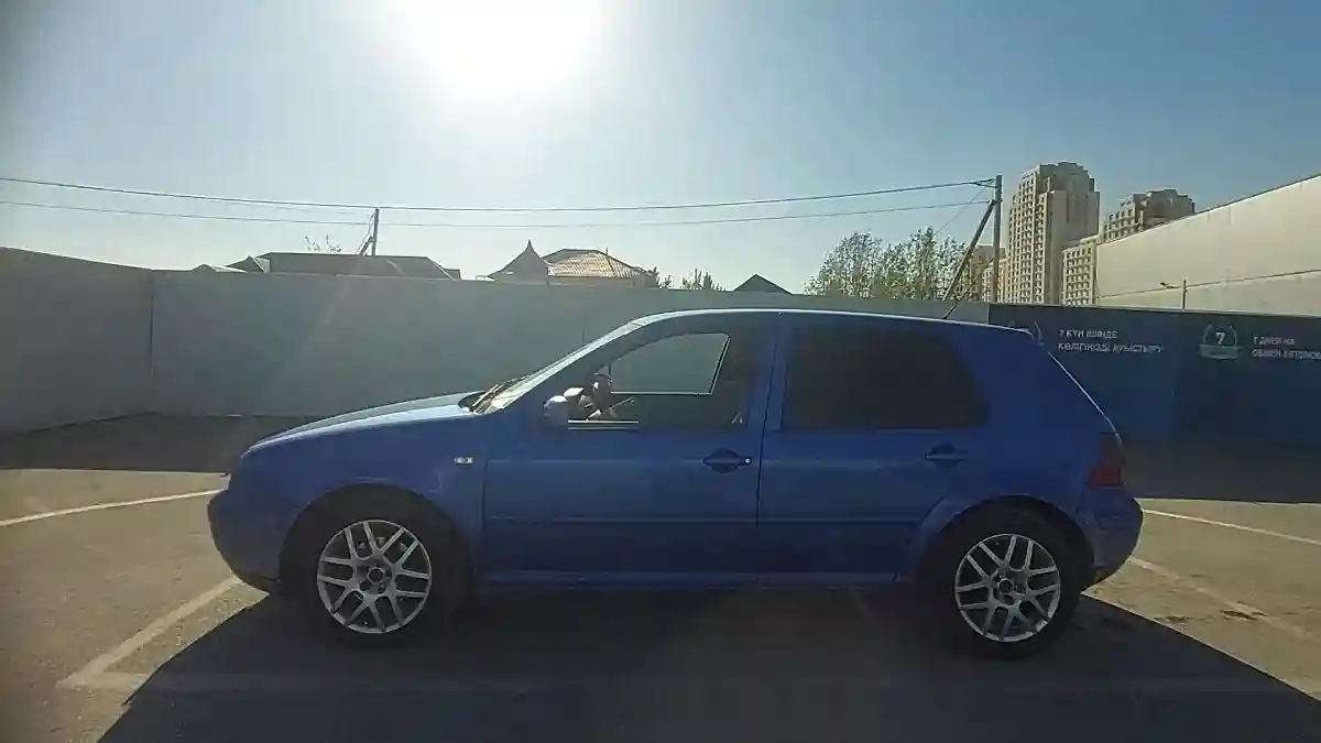 Volkswagen Golf 2000 года за 2 290 000 тг. в Шымкент