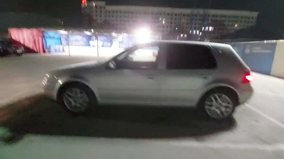 Volkswagen Golf 2002 года за 2 500 000 тг. в Шымкент