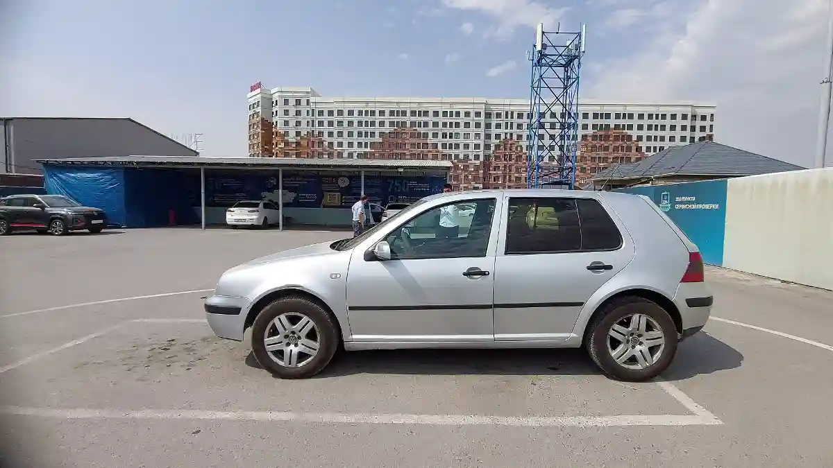 Volkswagen Golf 2001 года за 2 100 000 тг. в Шымкент