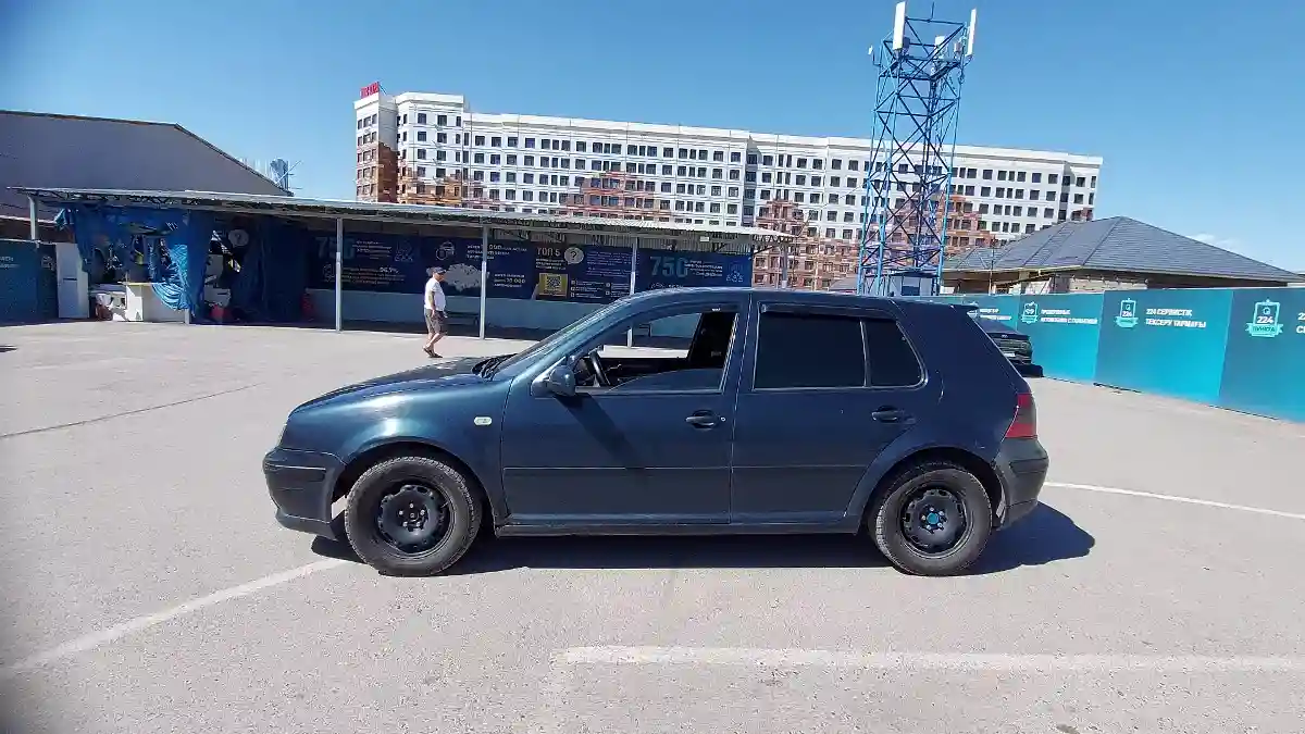 Volkswagen Golf 2001 года за 2 800 000 тг. в Шымкент