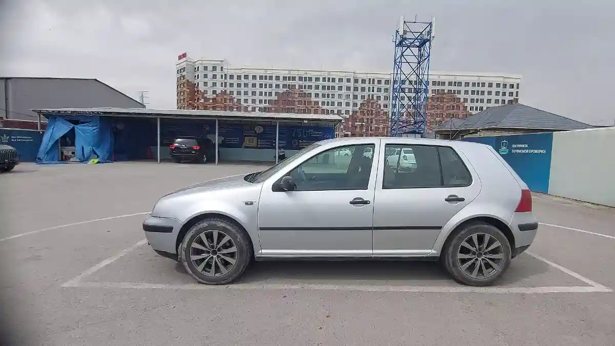Volkswagen Golf 2002 года за 3 500 000 тг. в Шымкент