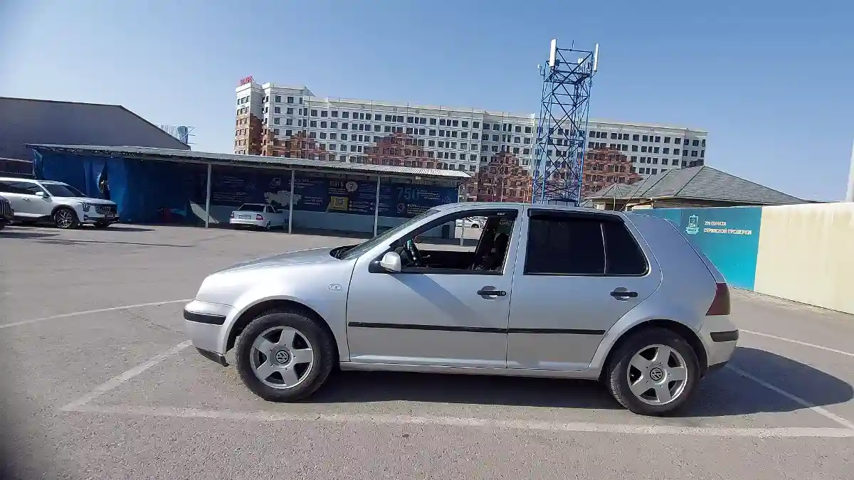 Volkswagen Golf 2002 года за 1 900 000 тг. в Шымкент