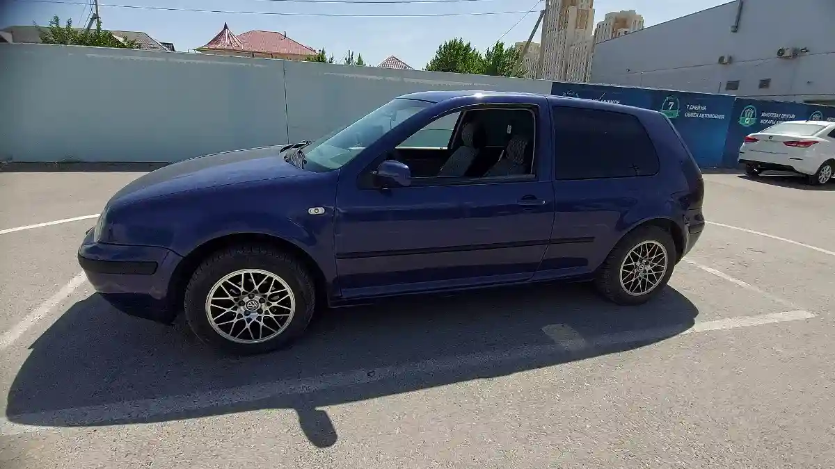 Volkswagen Golf 1998 года за 2 600 000 тг. в Шымкент