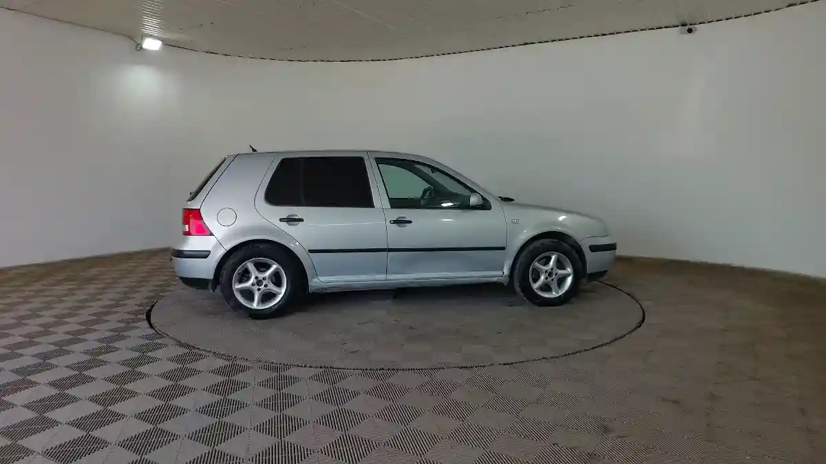Volkswagen Golf 1999 года за 2 190 000 тг. в Шымкент