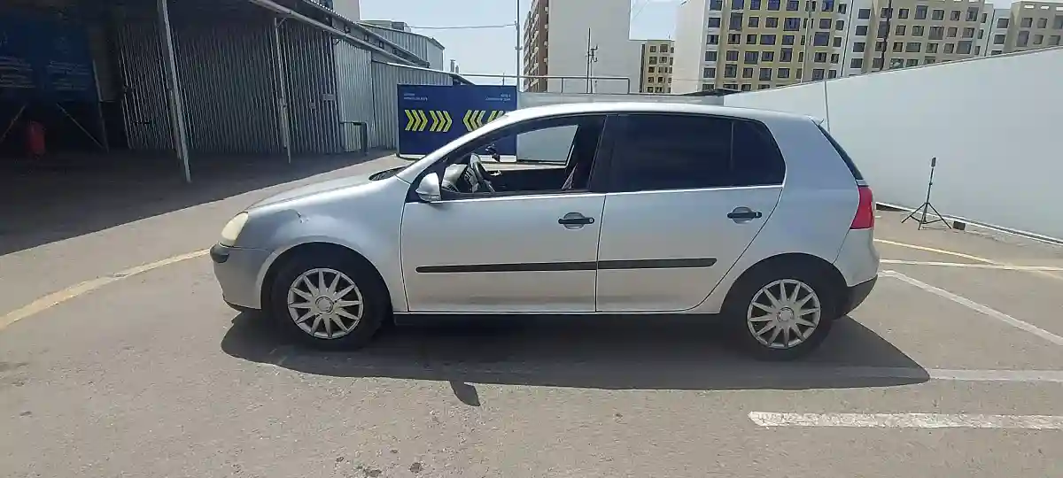 Volkswagen Golf 2005 года за 3 200 000 тг. в Алматы