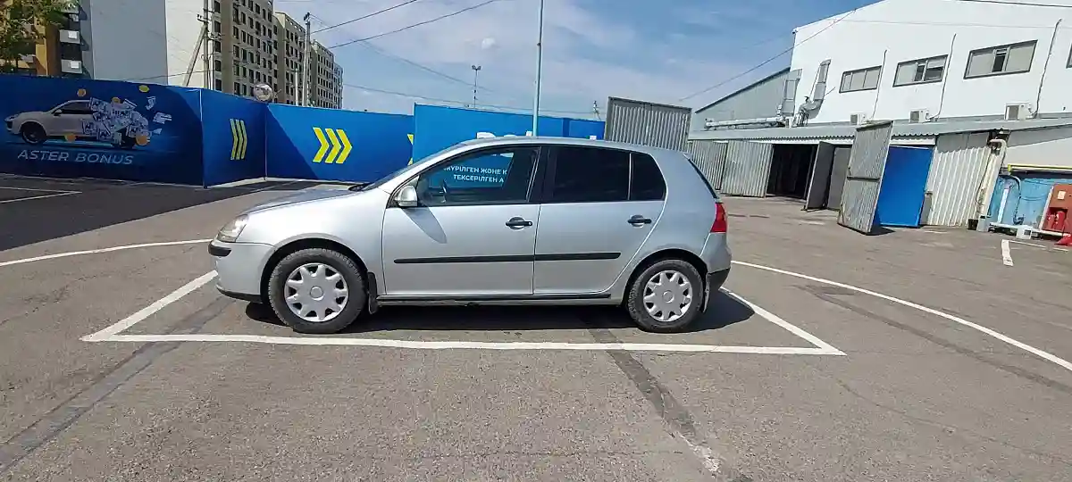 Volkswagen Golf 2005 года за 4 500 000 тг. в Алматы