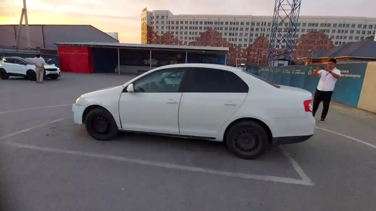 Volkswagen Jetta 2008 года за 3 500 000 тг. в Шымкент