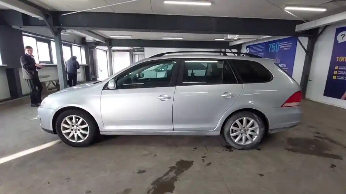 Volkswagen Golf 2008 года за 4 200 000 тг. в Астана