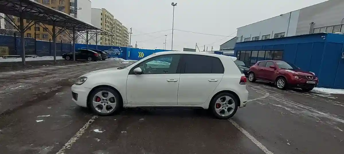 Volkswagen Golf 2009 года за 8 000 000 тг. в Алматы